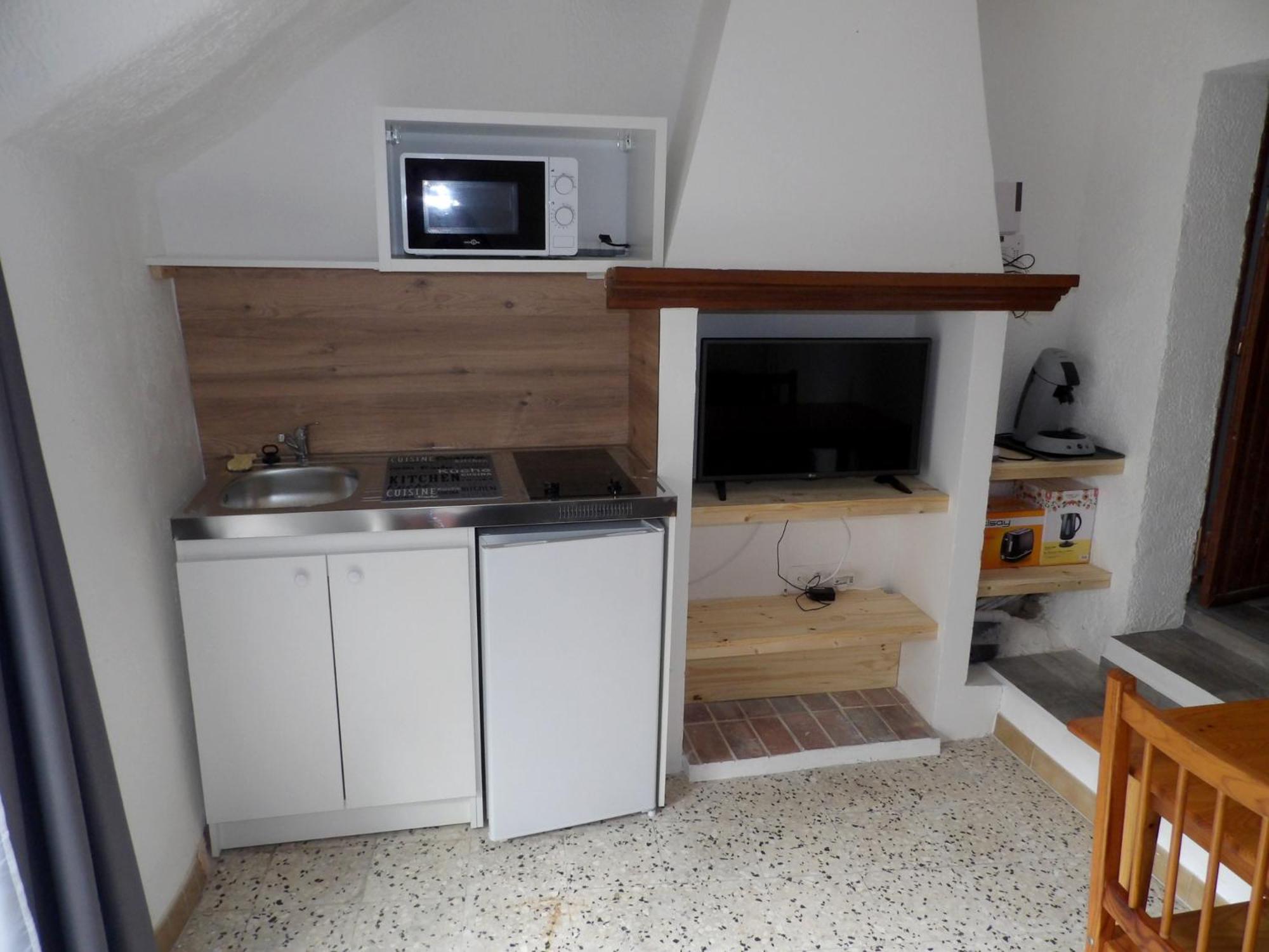 Studio Chez Steph Eyguieres Екстер'єр фото